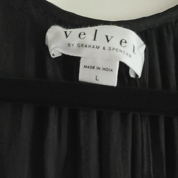 Retail $349 Graham & Spencer MYTHERESA Nikky Sequin Top NWT - Picture 6 of 14